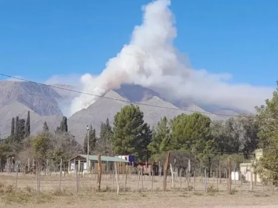 Alerta máxima por incendios en las sierras de Córdoba