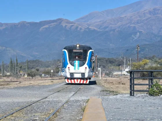 Gral Güemes: El tren quedó varado dentro de un túnel