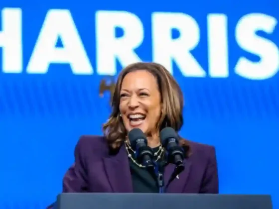 Kamala Harris picantea la campaña y desafía a Donald Trump a debatir