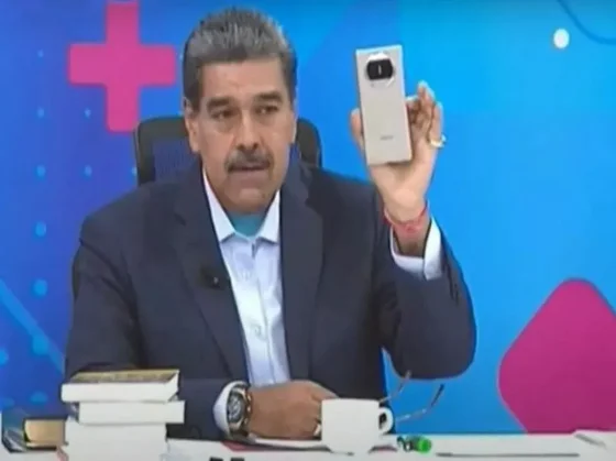 Maduro le declaró la guerra a una famosa APP de mensajes