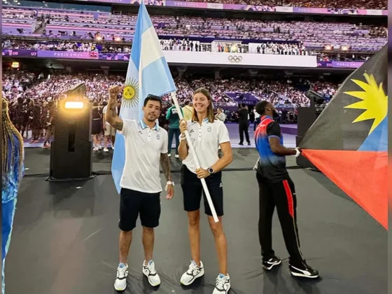 Con "Maligno" Torres y Eugenia Bosco como abanderados argentinos, se celebró el cierre de París 2024