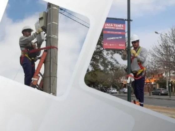 Avanzó un 45% en la instalación del servicio WIFI Libre en plazas de la provincia