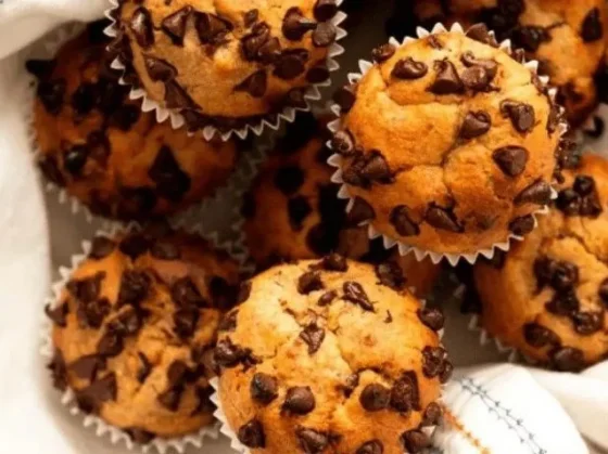 Muffins de banana y chocolate: Una receta sabrosa y económica