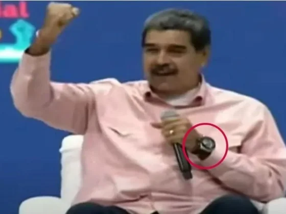 Maduro llama al espíritu de Maradona para que le "jale las patas" a Milei