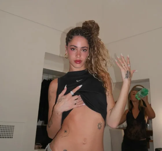 Tini Stoessel confirmó lo que era un secreto a voces a través de una sugestiva foto