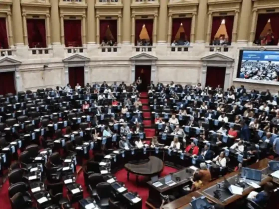 Postergan el debut del Presupuesto y aceleran la reforma política y Aerolíneas Argentinas