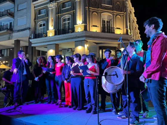 La ciudad rindió un emotivo homenaje al “Cuchi” Leguizamón