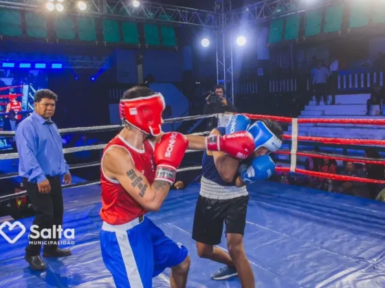 En una noche llena de boxeo, se realizaron las semifinales del Torneo Municipal