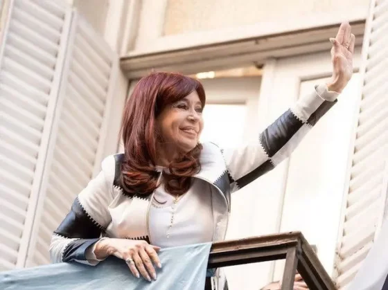 Cristina Kirchner competirá por la presidencia del Partido Justicialista con la lista "Primero La Patria"