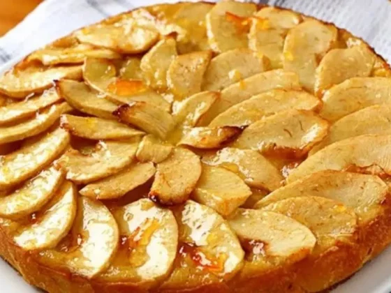 Sencilla y saludable: cómo hacer la tarta matera de manzana con solo dos ingredientes