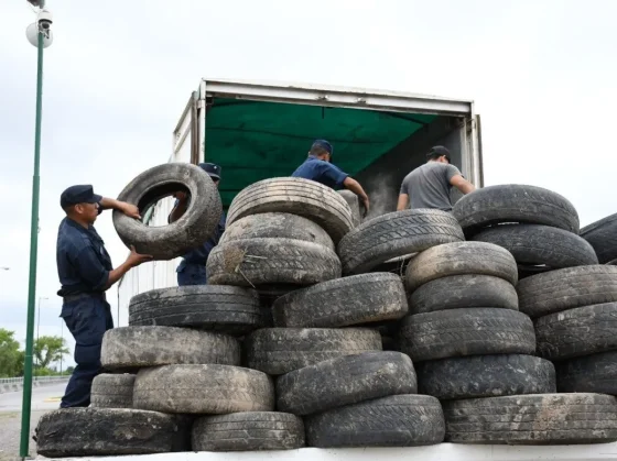 Retiraron más de 1.700 neumáticos en desuso del predio de la División Rural de la Policía