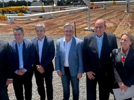 Inauguraron el nuevo gasoducto y el gobierno asegura que se ahorrarán U$S1.000 millones al año