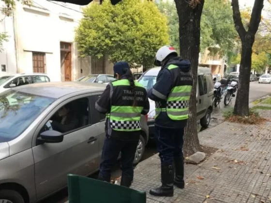 La mayoría de las multas de tránsito son por estacionar mal