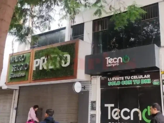 Incendio en una casa de comidas en pleno centro