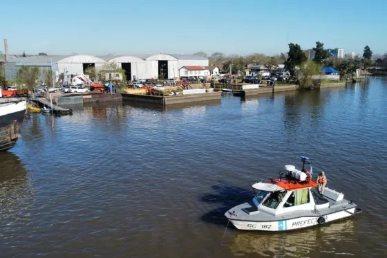 Choque entre un bote y una lancha en el río Luján: efectivos de Prefectura encontraron dos cuerpos