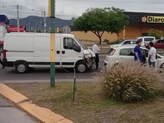 Se registró un choque en cadena en la Avenida Paraguay