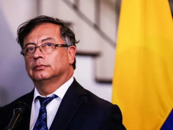 Asumió Petro, el primer presidente de izquierda de la historia de Colombia