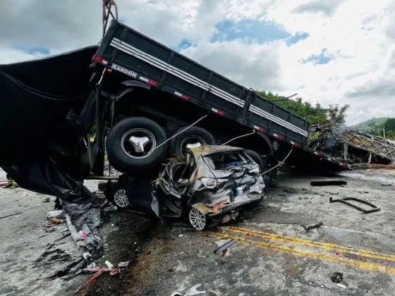 Brasil: al menos 38 personas murieron carbonizadas en un choque en cadena