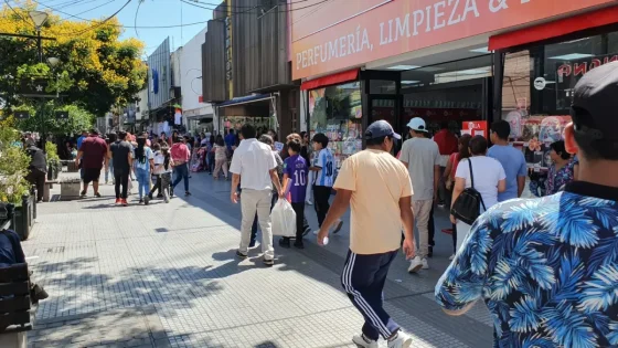 Fin de Año: Horarios de atención de comercios, supermercados, corralones y shoppings