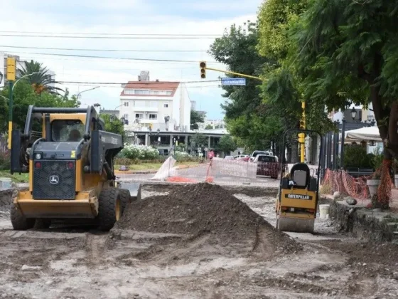 Esta semana se colocó nuevo hormigón en el Paseo Güemes