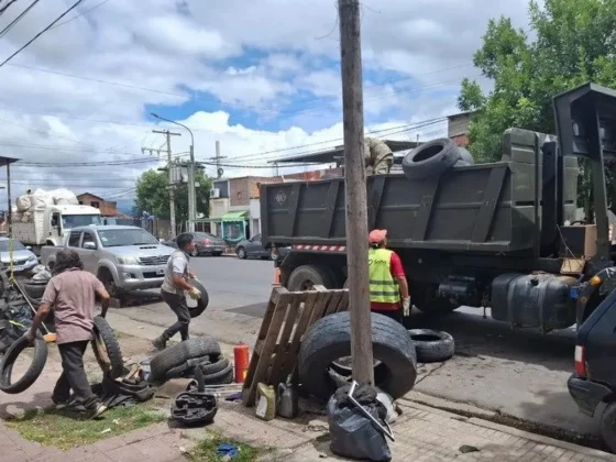 Gomerías fueron multadas por mala disposición de las cubiertas en desuso