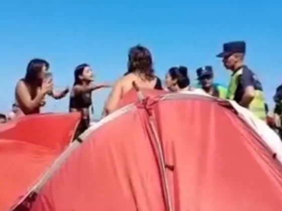 Dos familias se pelearon en la playa por el volumen de la música