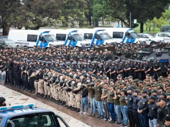 El Gobierno decidió aumentar los sueldos de policías, gendarmes y otras fuerzas de seguridad