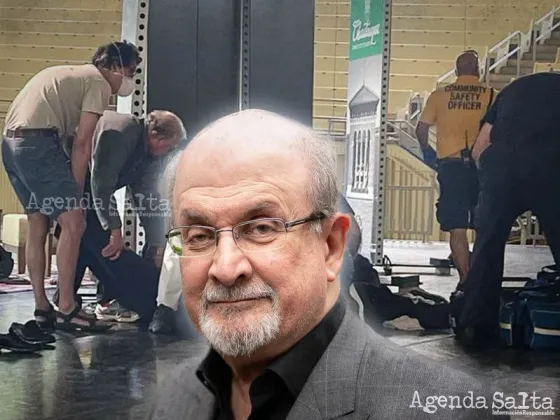 El escritor Salman Rushdie fue apuñalado en el cuello durante una conferencia en Nueva York