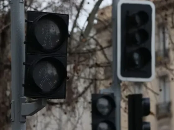 Investigan en Chile las causas del apagón que deja al país sin luz