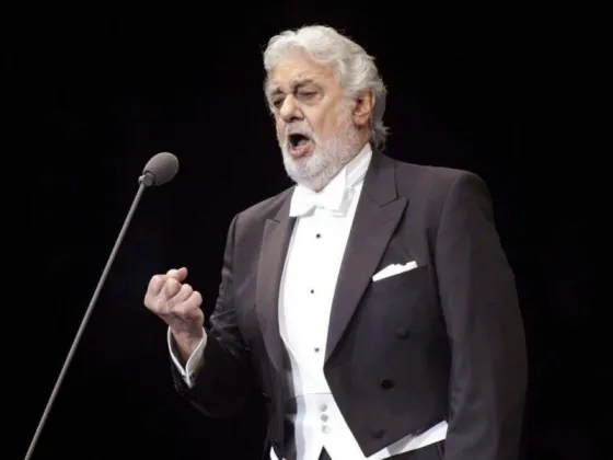 Escuchas involucran a Plácido Domingo con la secta de Villa Crespo