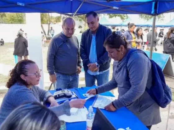 SAETA y el Registro Civil asesoraron a los vecinos en “La Muni en tu barrio”, en Villa Lavalle