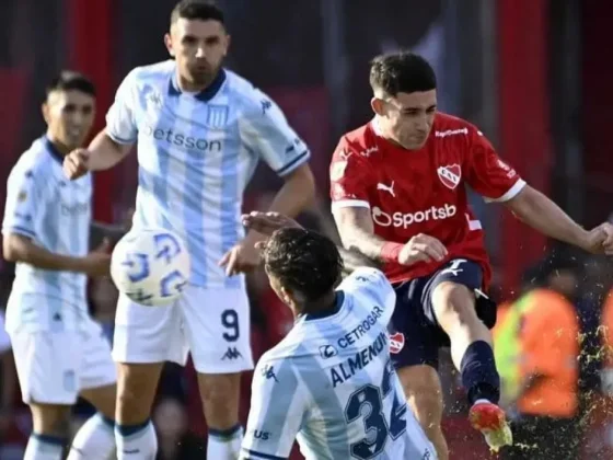 Independiente y Racing empataron 1 a 1 en un clásico caliente