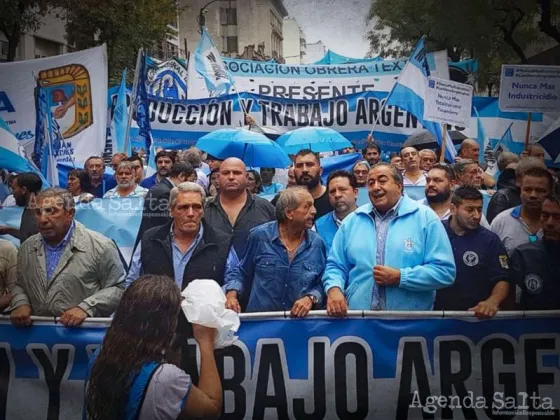 La CGT, CTA y organizaciones afines al Gobierno marchan contra los aumentos de precios y por el salario básico