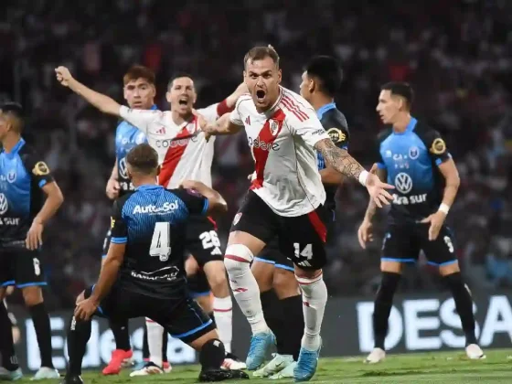 River venció a Ciudad de Bolívar y dio el primer paso en la Copa Argentina