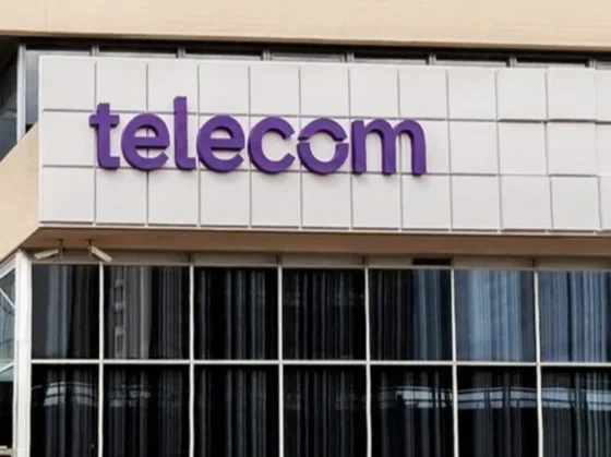 El Gobierno detiene la venta de Telefónica a Telecom mediante una medida preventiva