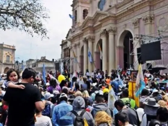 Así llegaron los primeros peregrinos a los pies del Señor y la Virgen del Milagro