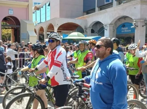 José Issa, Intendente de Metán llegó con los "Bikers Peregrinos" a la catedral