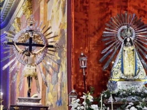 INOLVIDABLE: entronizarán las imágenes del Señor y Virgen del Milagro en Roma