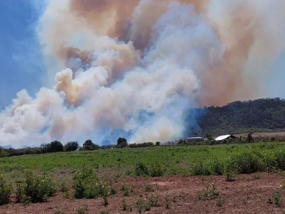 URGENTE: Un incendio sin precedentes arrasa con los cerros en Metán