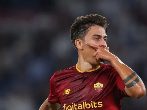 Paulo Dybala encendió las alarmas: se lesionó tras convertir un gol de penal para la Roma