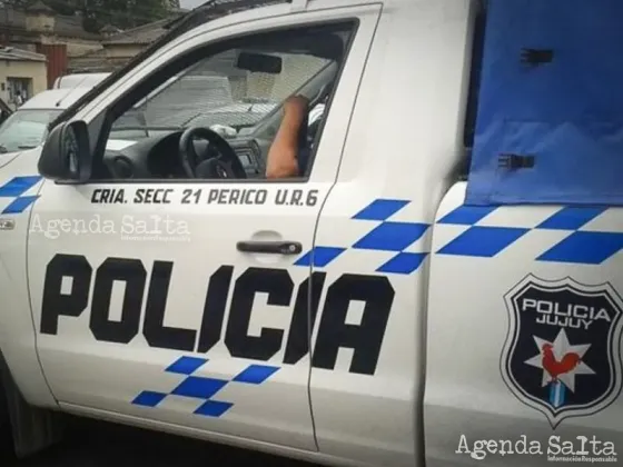 Policía molió a golpes a su hija por un chat de la menor con un compañero de colegio