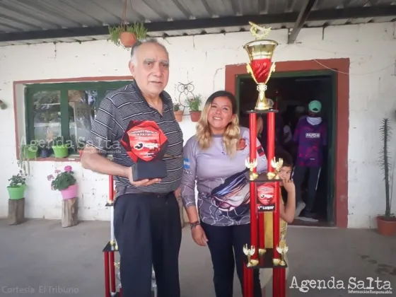 Una mujer domina la pesca deportiva en Salta