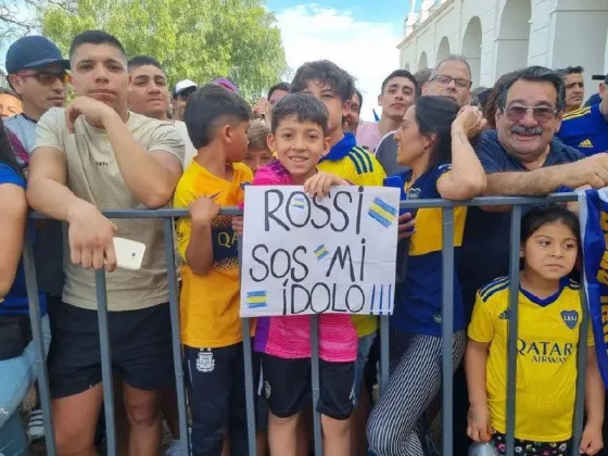 Boca llegó a San Luis y miles de hinchas fueron a apoyar al equipo antes de la final con Racing