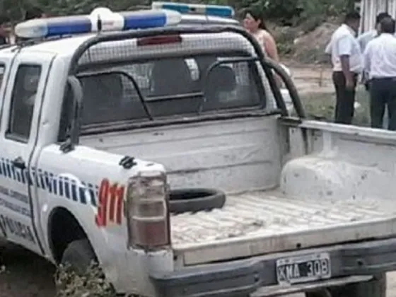 Mecánico muere aplastado por una camioneta