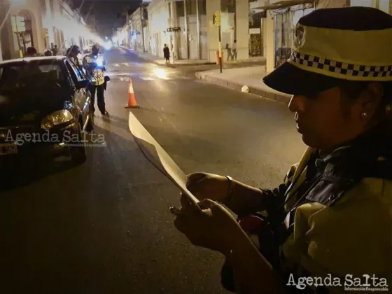 Estacionamiento en áreas no permitidas, alcohol, falta de documentación, etc... las contravenciones más comunes.