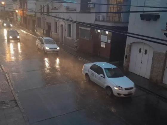 Se largó la lluvia en Salta