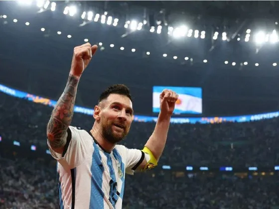 Messi, imparable: hizo una jugada legendaria y asistió a Julián Álvarez para poner el 3-0 de Argentina