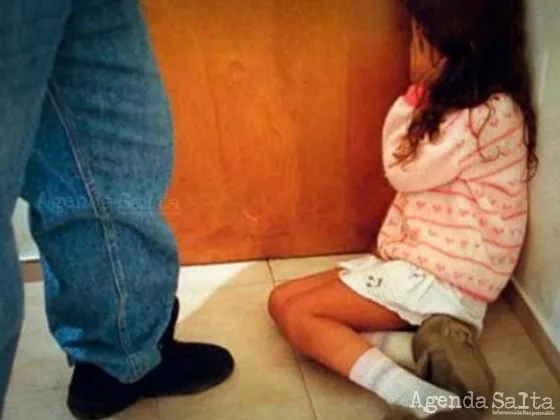 Salteñita de 4 añitos contó: "el abuelo me pone un palo en la cola"