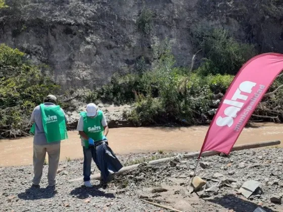 Se llevó adelante una jornada de limpieza en el río Arenales