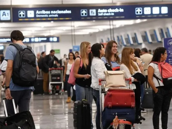 Desde febrero saldrá más caro viajar en avión por la Argentina